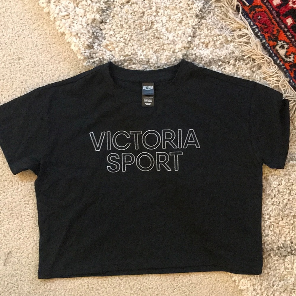 NWOT Victoria Sport Black boxy crop